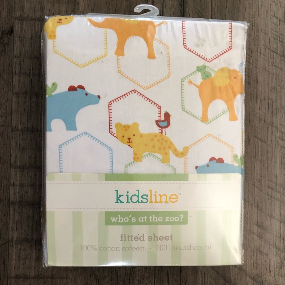*NWT* Kidsline Fitted Crib Sheet